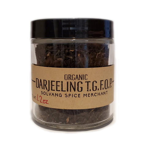 1/2 cup jar of Organic Darjeeling TGFOP loose leaf tea